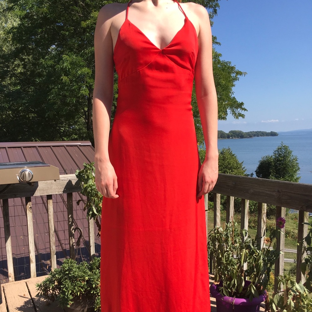 Glamorous Dress - Picture 3 of 8